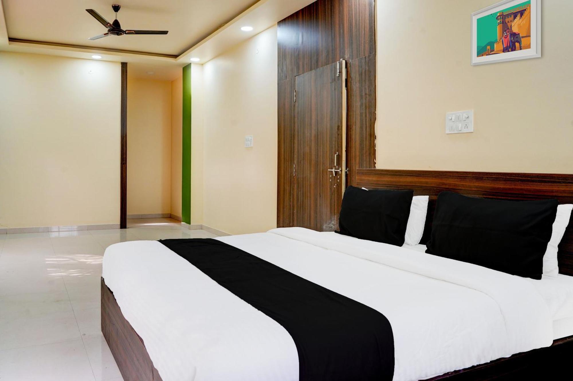 Hotel O The Garden Tales Bhopal Exteriör bild